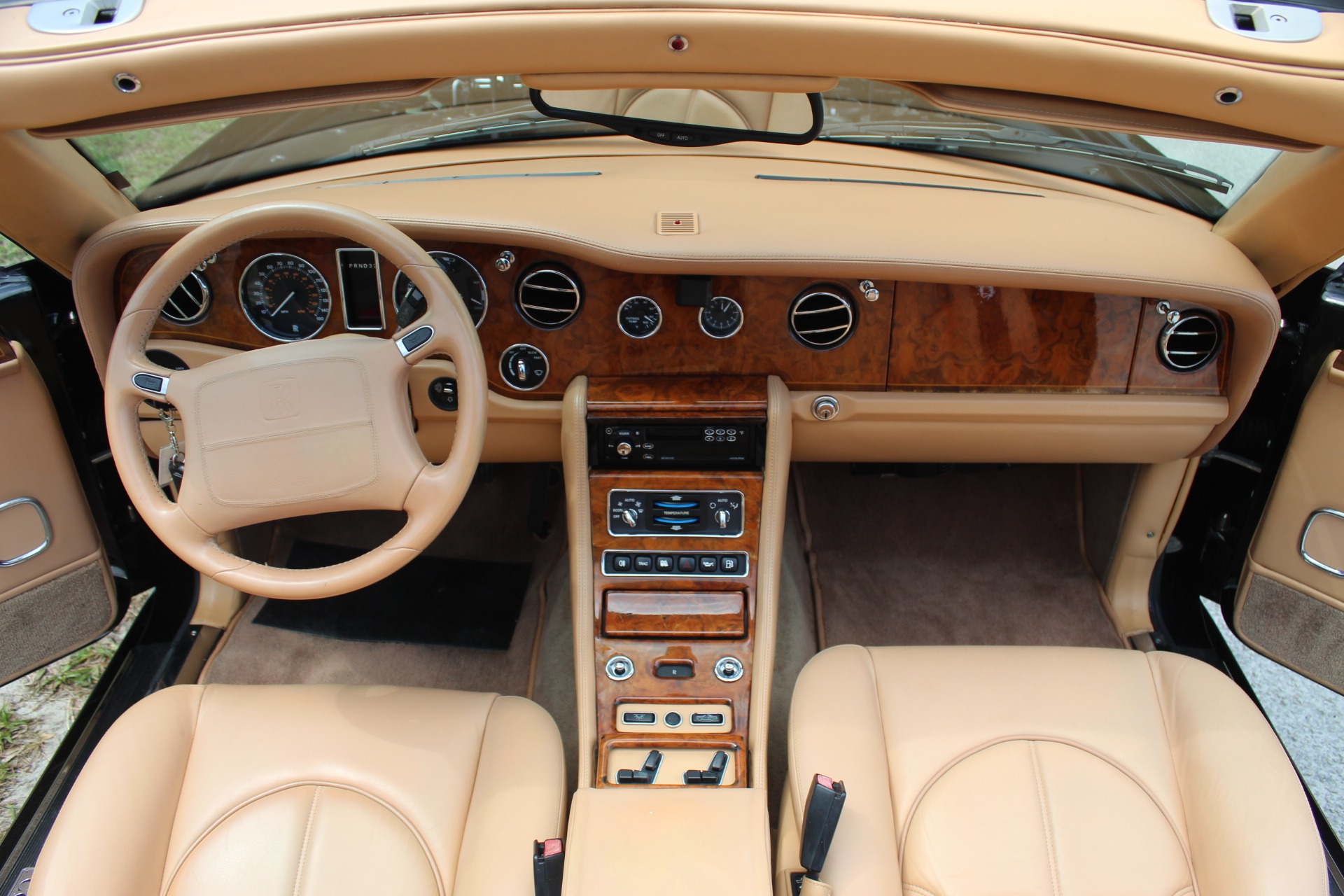 Rolls-Royce Corniche interior - Cockpit