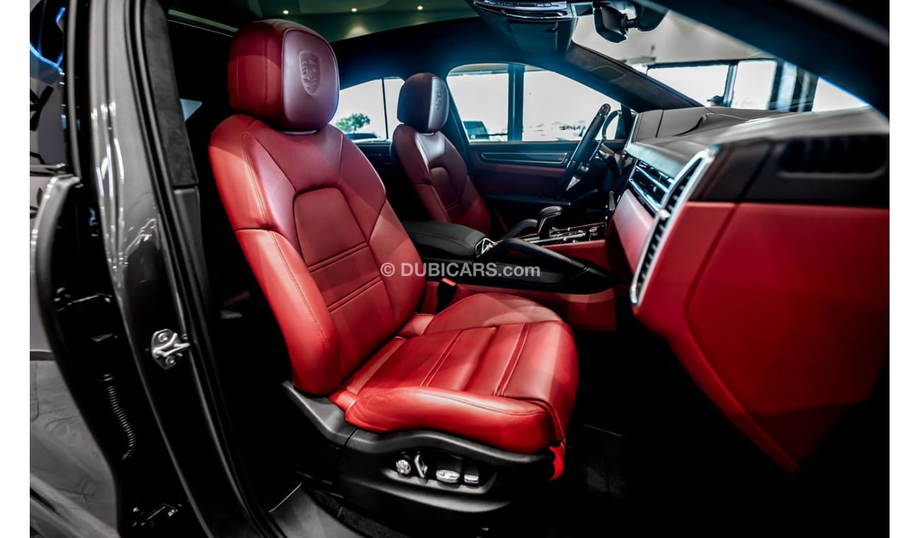 Porsche Cayenne 2021 Porsche Cayenne GTS Coupe, 2025 Porsche Warranty, Very Low KMs, GCC