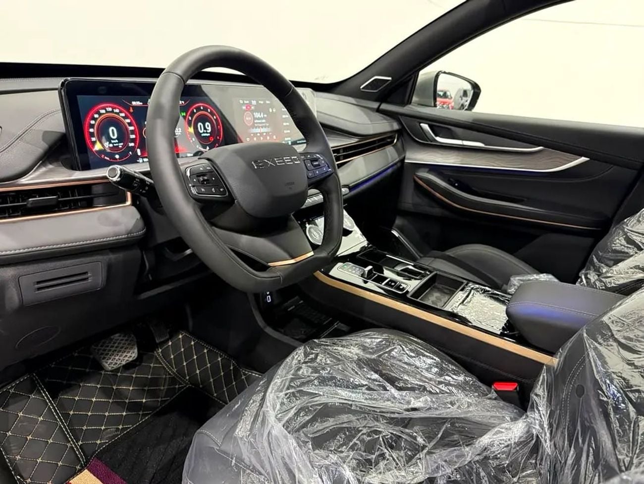 Exeed LX COMFORT GCC Comfort / 7yrs official dealer warranty