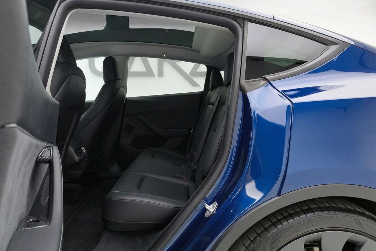 تسلا موديل Y Performance (AWD)