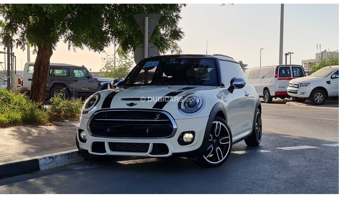 Mini Cooper S JCW Full Option 2016 Full Service History GCC