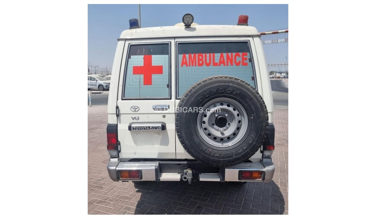 Toyota Land Cruiser 70 TOYOTA LC HTOP AMBULANCE 4.0 PETROL V6