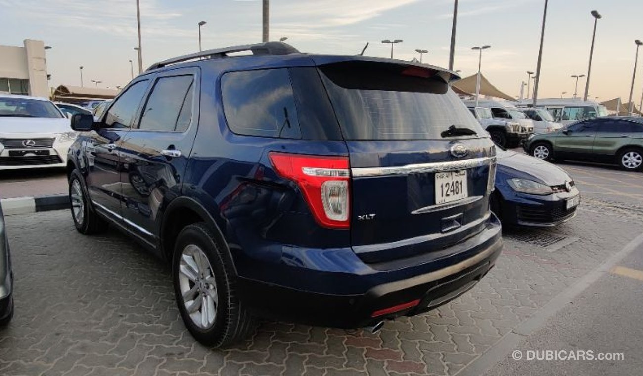 Ford Explorer 2012 Mid options Gulf specs 4X4 drive DVD camera Low Milage