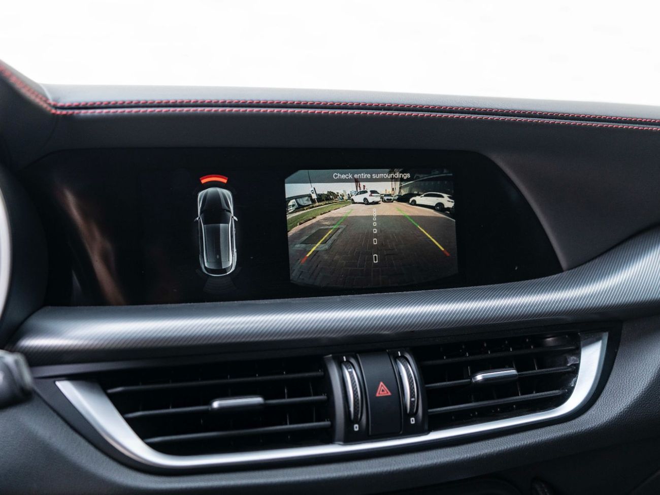 ألفا روميو ستيلفيو Veloce