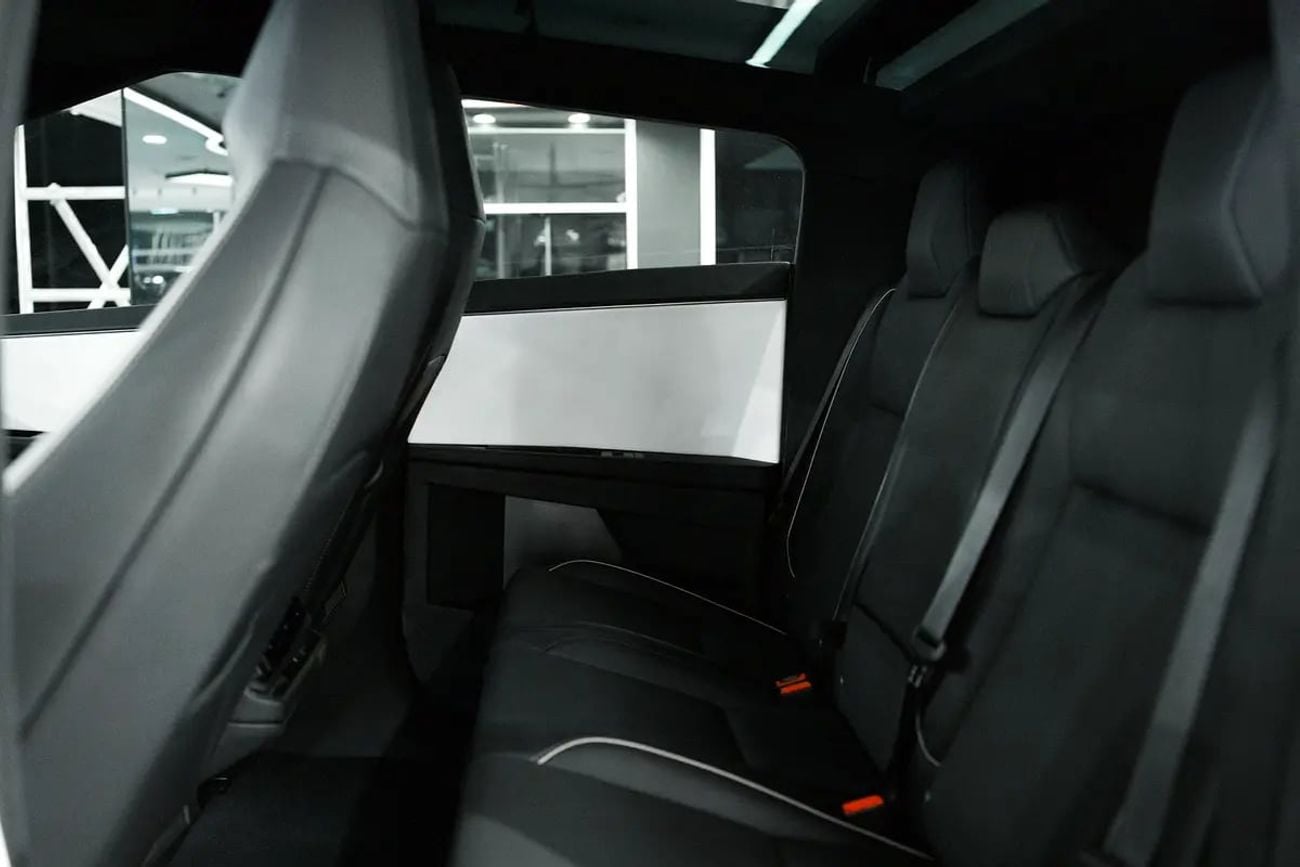 Tesla Cybertruck invincible edition - Brand New!