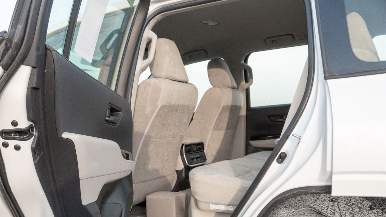 تويوتا لاند كروزر GXR 2026 Toyota Land Cruiser 3.3L AT Diesel (White-Beige) Basic