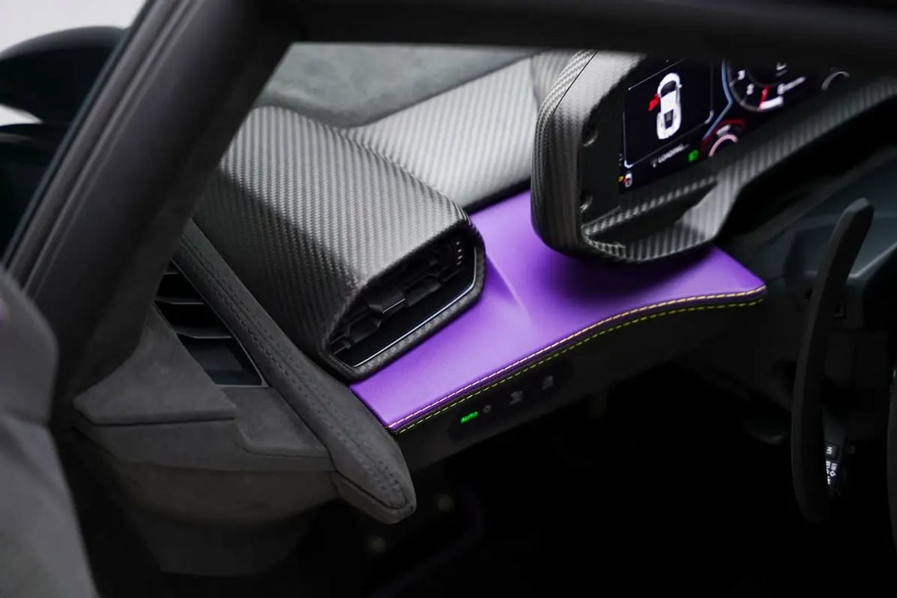 Lamborghini Revuelto