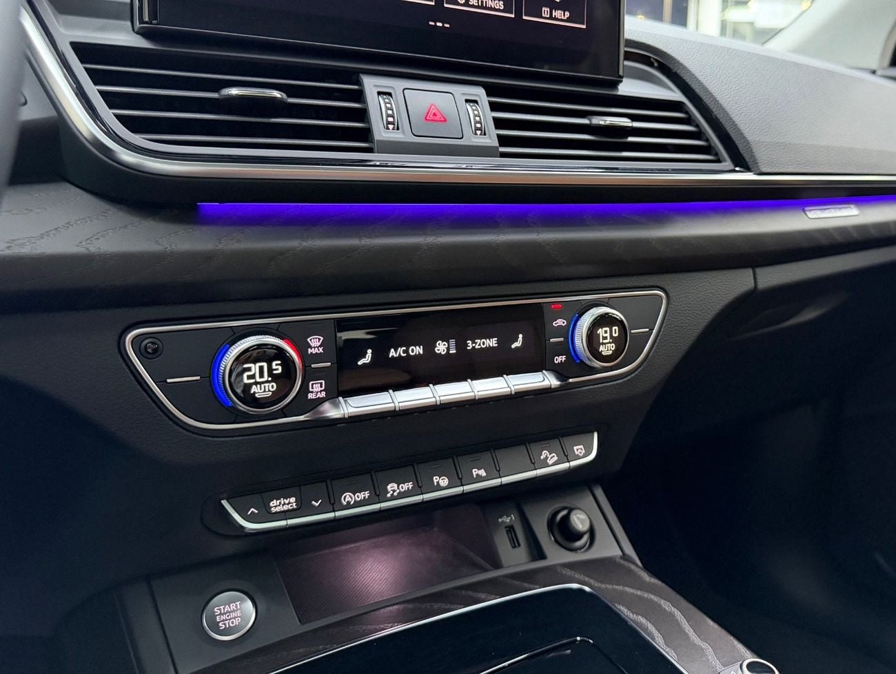 أودي Q5 45 TFSI Quattro Sport 2.0L