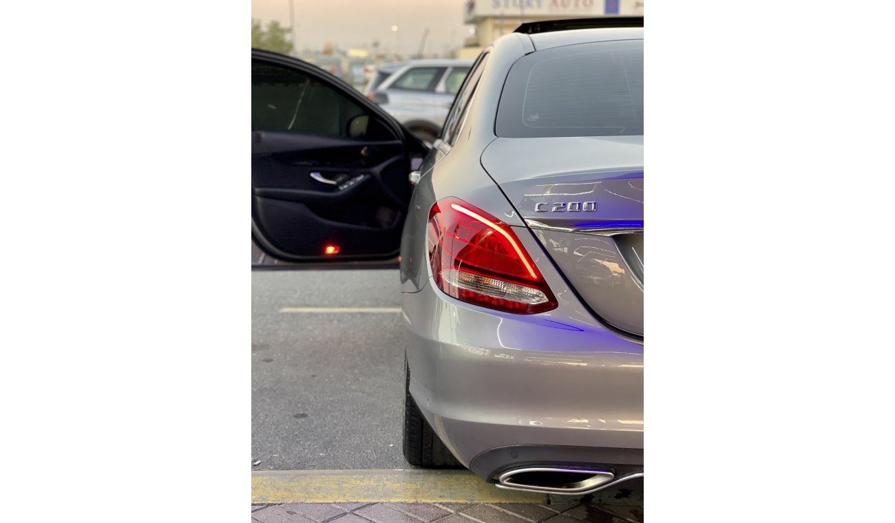 مرسيدس بنز C200 Very Clean