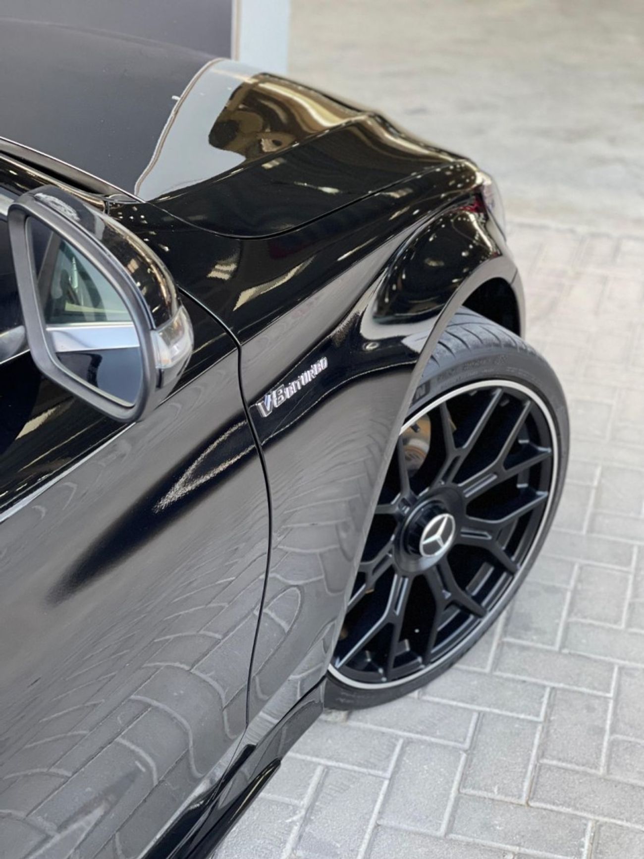 Mercedes Benz C300 AMG Pack 2.0L 2.0L V4 / C63 ///AMG KIT / IN PERFECT CONDITION / LOW MILEAGE