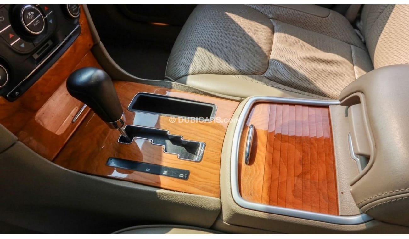 كرايسلر 300C بلس