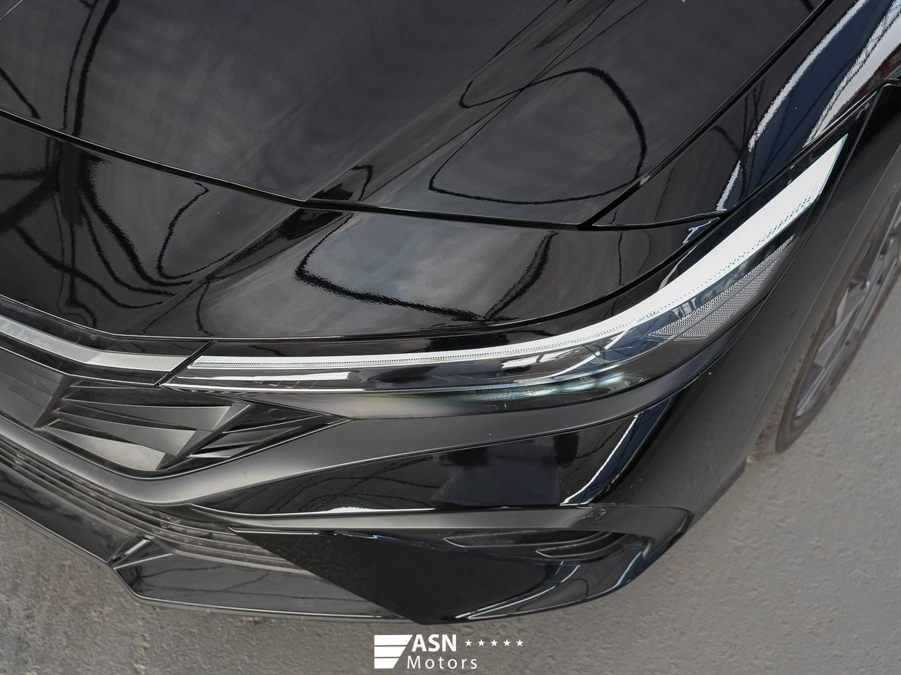 Hyundai Elantra LUX Premium 1.5L 2025 (Export Price)