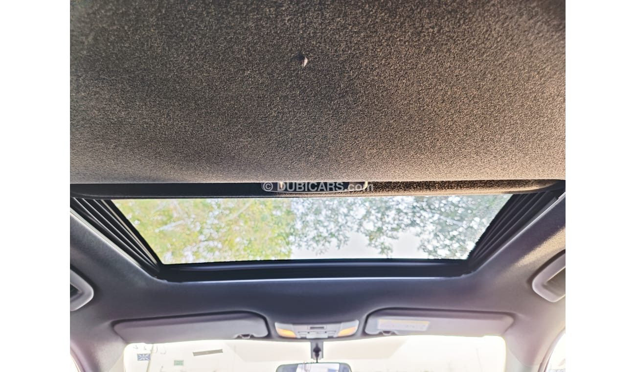 Toyota Corolla CROSS 1.8L HYBRID / DVD+CAMERA / SUNROOF (CODE # 7302)