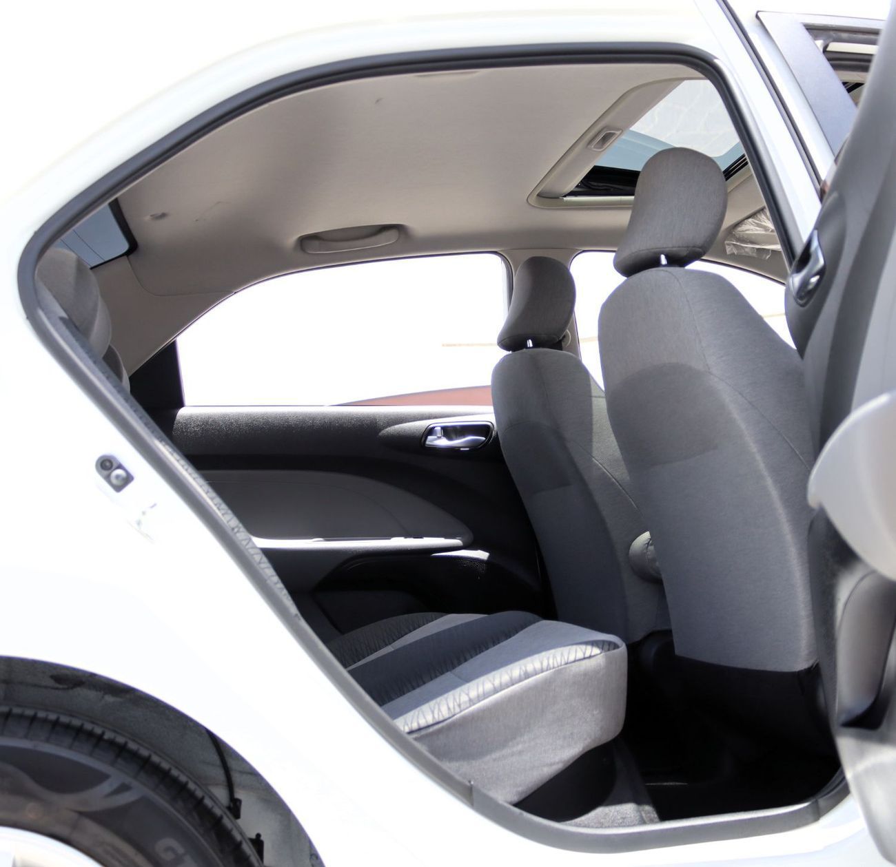 كيا بيجاس كيا بيجاس موديل 2020 خليجى بدون حوادث بحاله ممتازه ممشى 78000 كيلو متر وسعر 29000 درهم