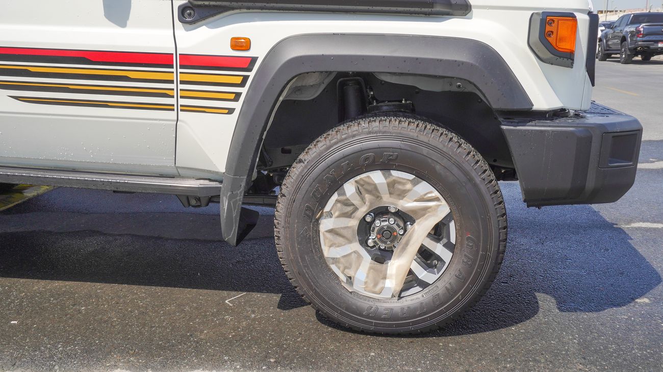 Toyota Land Cruiser 70 2.8L DIESEL Oman Specs