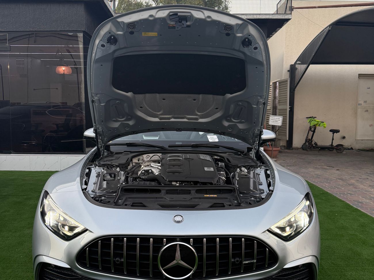مرسيدس بنز SL 43 AMG