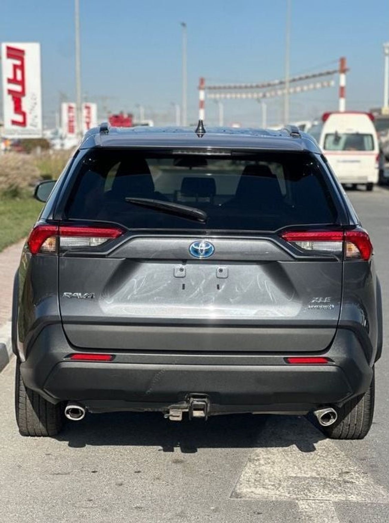 تويوتا راف ٤ Hybrid XLE 2.5L premium Full Option