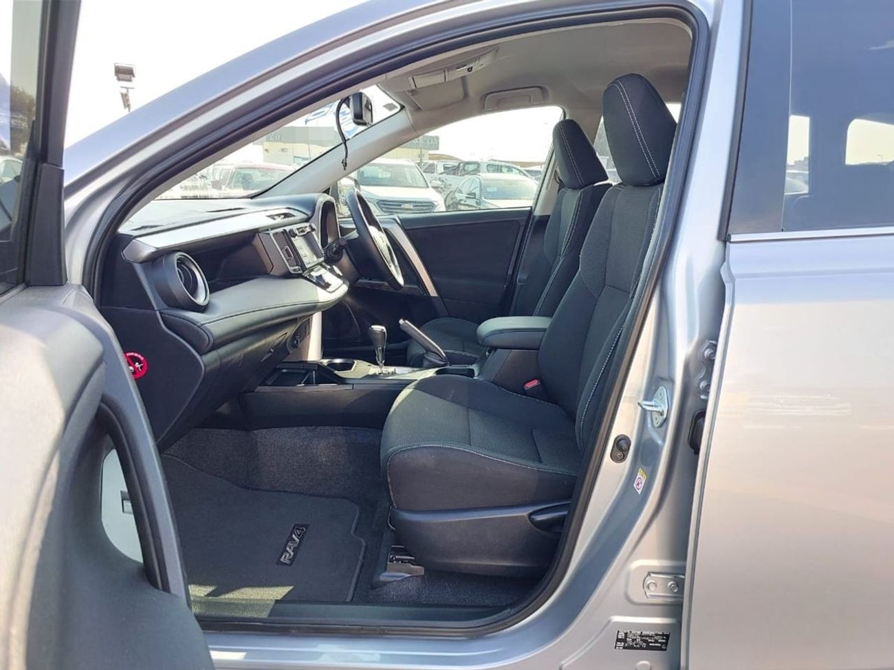 تويوتا راف ٤ TOYOTA RAV4 SUV RHD 2016 MODEL 2.5 L PETROL AUTOMATIC(PM97905)