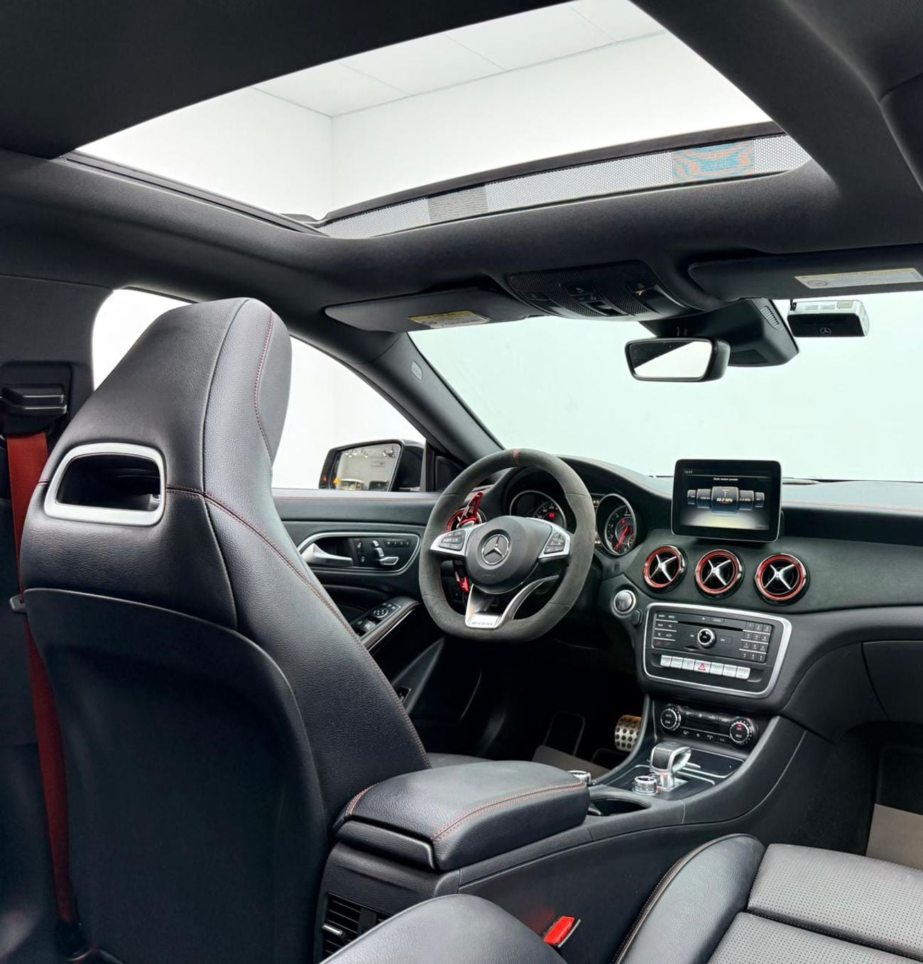 Mercedes Benz CLA 45 AMG 2018 Mercedes Benz CLA45 AMG, Heated Seats, Fully Loaded, Excellent Condition, Korean Specifications