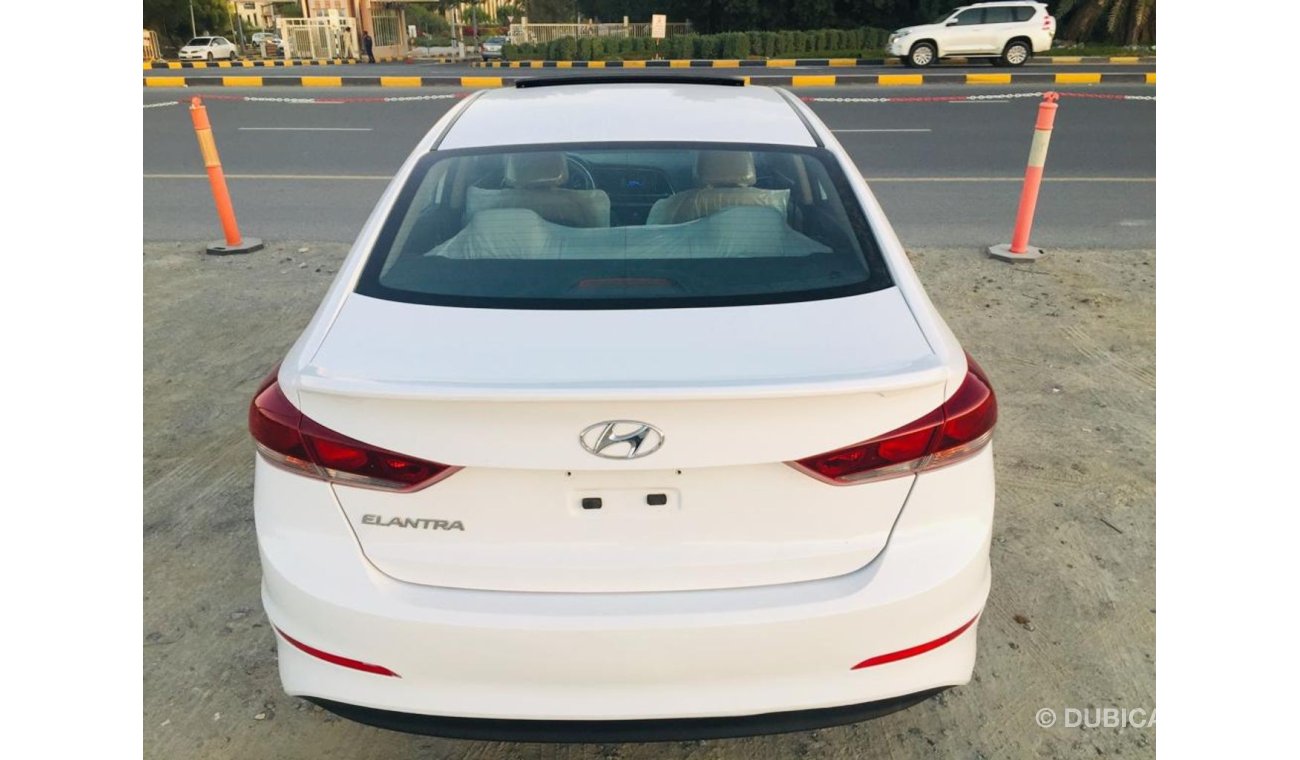 Hyundai Elantra 2017 GCC For Urgent SALE