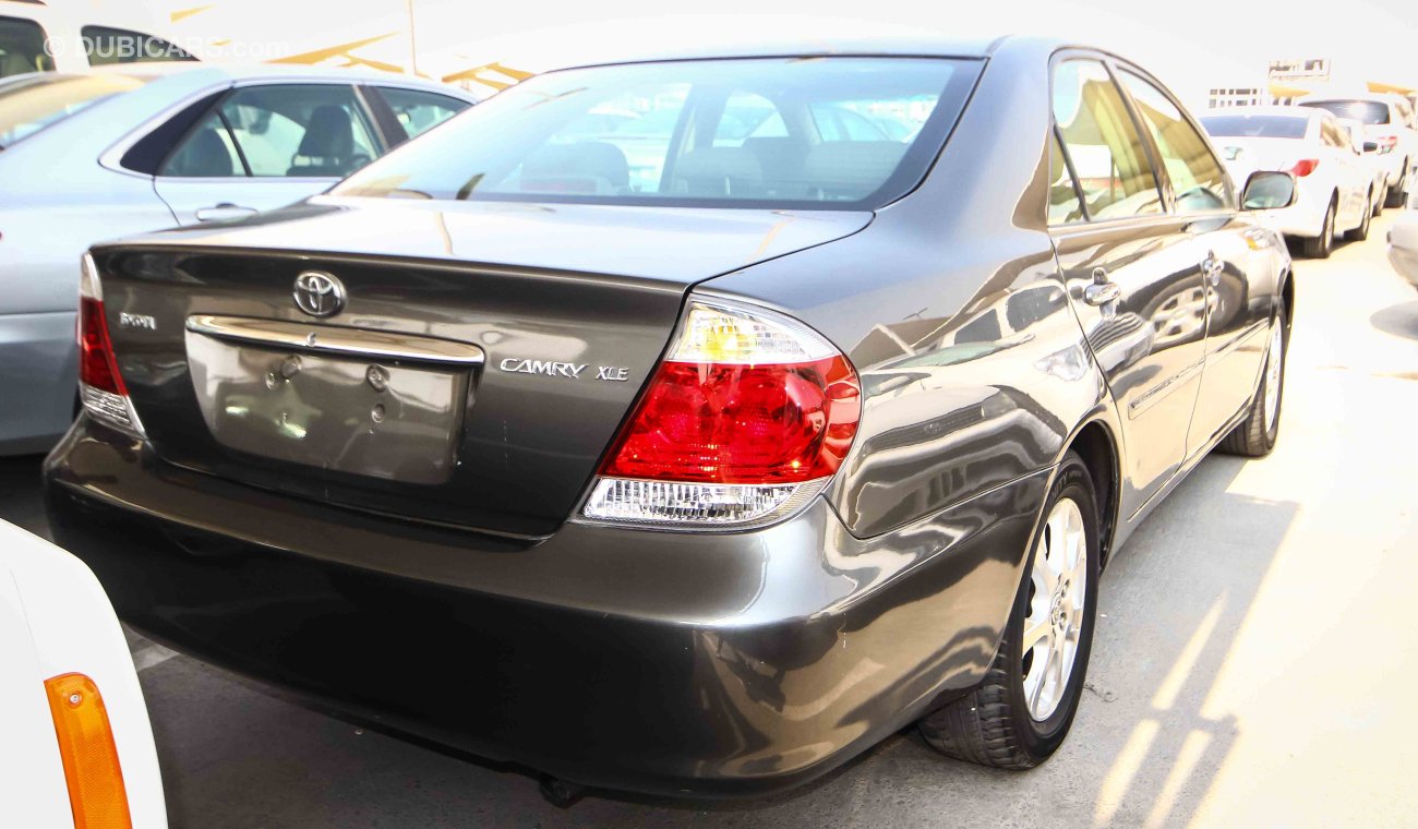 Toyota Camry XLE