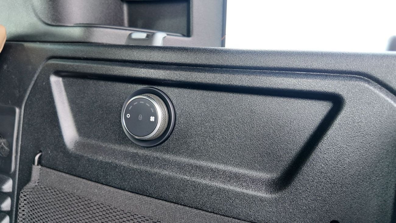 Land Rover Defender LAND ROVER DEFENDER 110 P400 X-DYNAMIC 2026