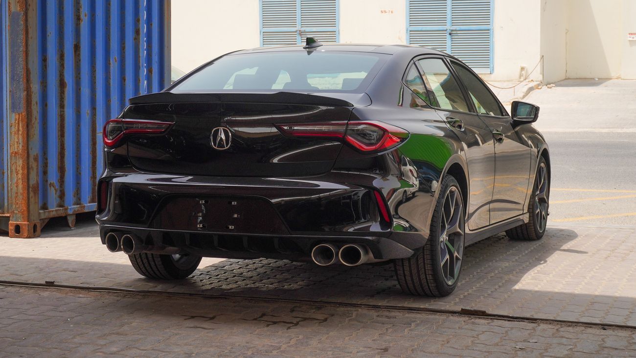 أكيورا TLX TYPE S