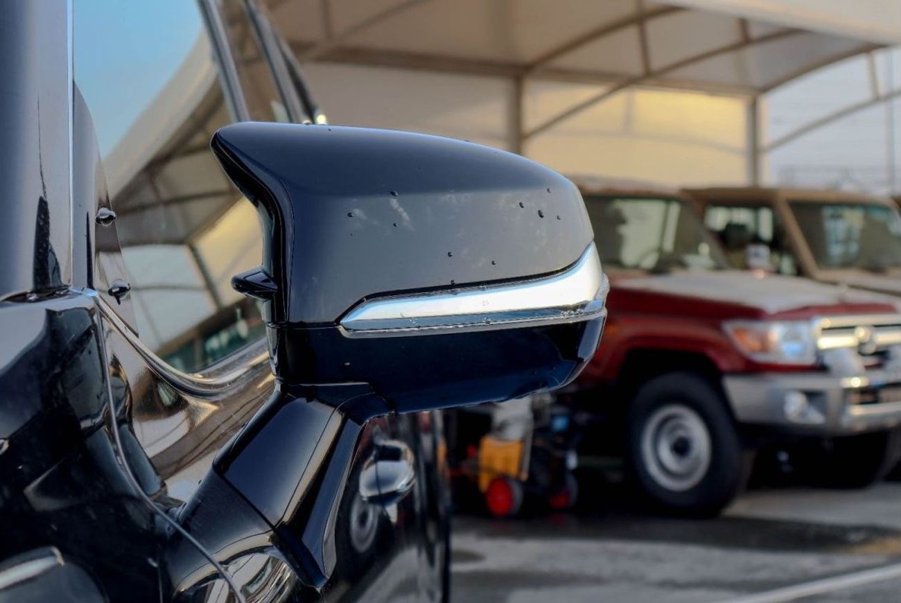 Lexus LX 600 2024 Lexus LX 600 F-Sport  Engine: 3.5L