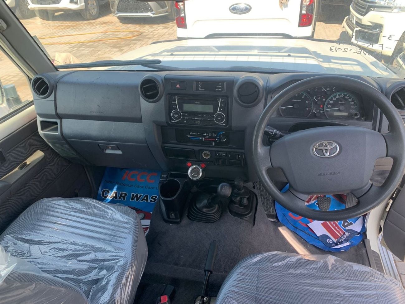 Toyota Land Cruiser Pick Up DIESEL 4.5L ,RIGHT HAND 2O13 MODEL ONLY FOR EXPORT AVAILABLE