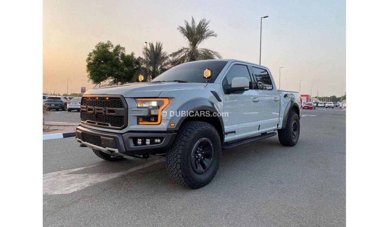 Used Ford Raptor GCC SPEC 2017 for sale in Dubai 654013