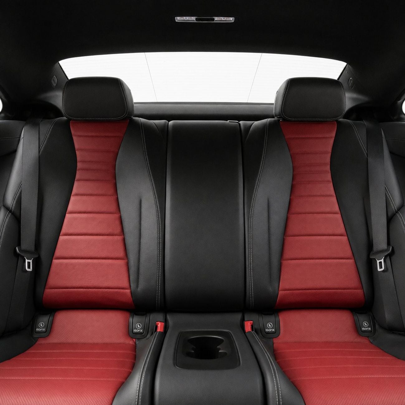 Mercedes Benz E 200 Coupe AED 2,682  P.M • 0% Downpayment • Mercedes-Benz E200 Coupe • 1 Year Warranty