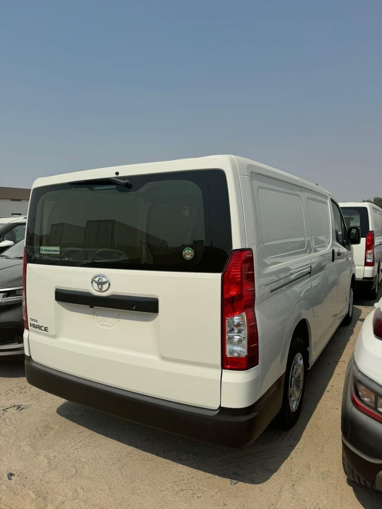 تويوتا هاياس 3.5L CARGO STANDARD ROOF MANUAL TRANSMISSION