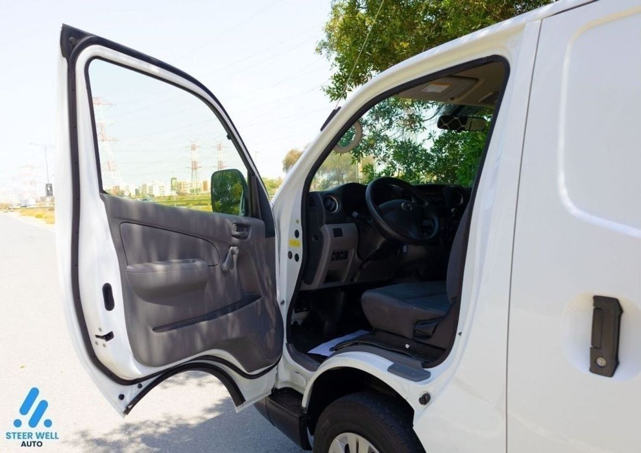 نيسان أورفان Std 2021 NV350 Dry Delivery Van - 2.5L - PTR MT - Low Mileage - Like new Condition - GCC