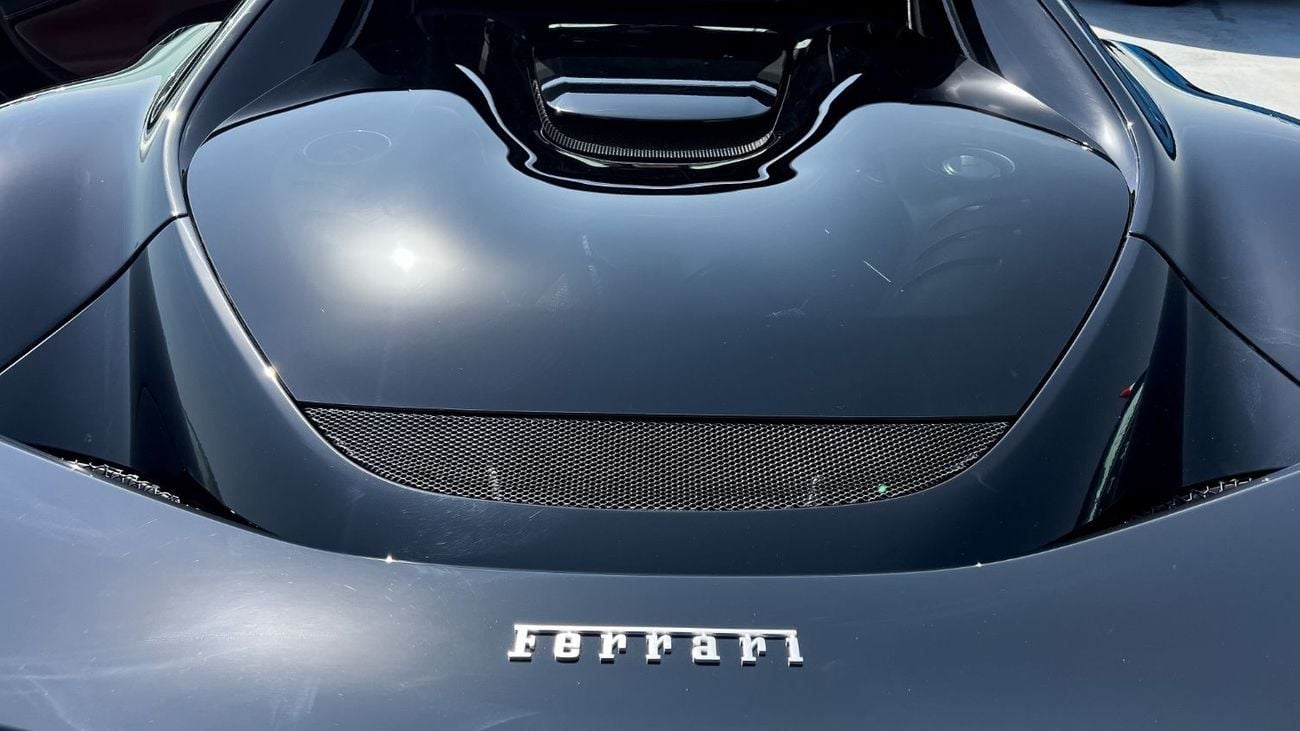 Ferrari 296 GTB 3.0T V6 PHEV FERRARI 296 GTB PHEV  FULL CARBON WARRANTY AND SERVICE