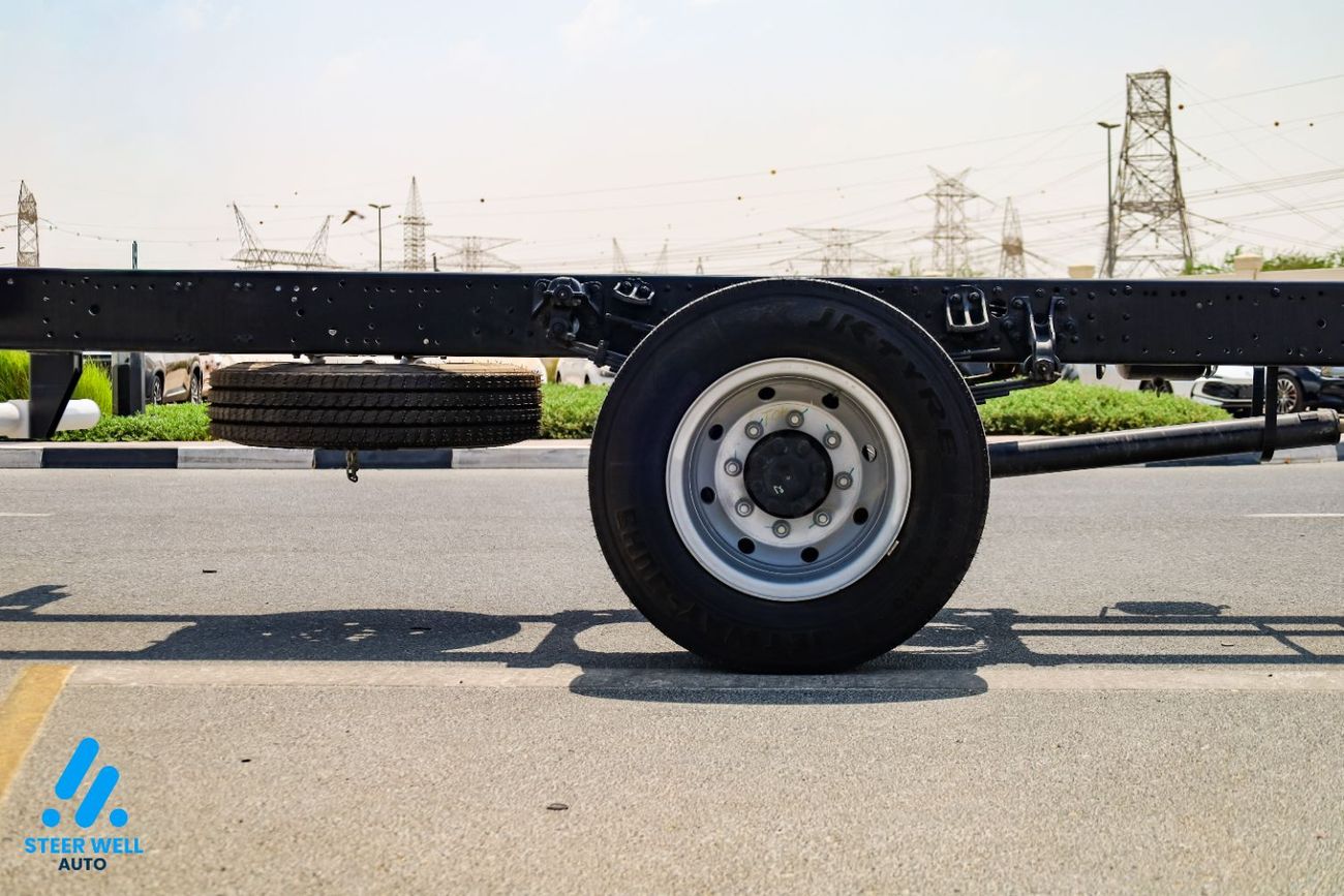 Mitsubishi Fuso FM FI 8.2 Ton Chassis Euro V | GCC Specs | Factory A/C | PTO Equipped | Export