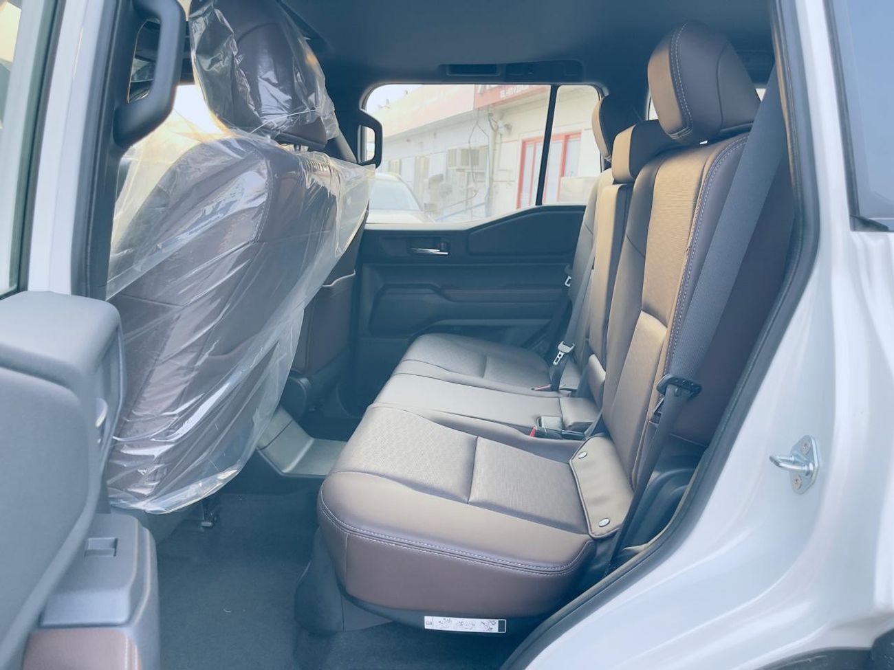 تويوتا برادو adventure 2.8l