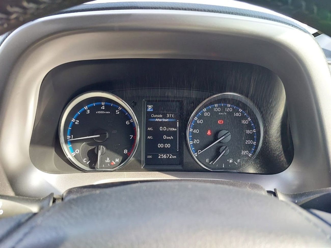 تويوتا راف ٤ TOYOTA RAV4 SUV RHD 2016 MODEL 2.5 L PETROL AUTOMATIC(PM97905)