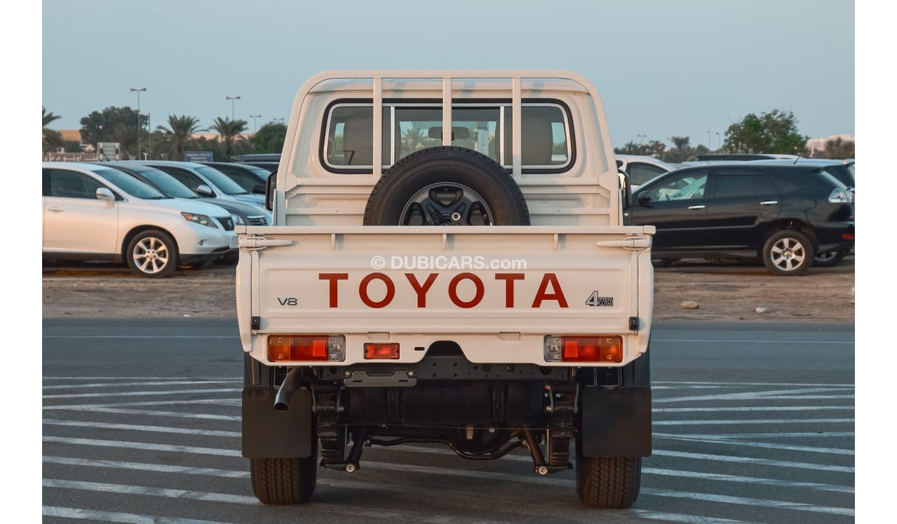 Toyota Land Cruiser Pick Up TOYOTA LAND CRUISER PICKUP 79 SERIES 4.5L V8 4WD 2024 | ALL WHEEL DRIVE | DIFFERENTIAL LOCK | ALLOY 