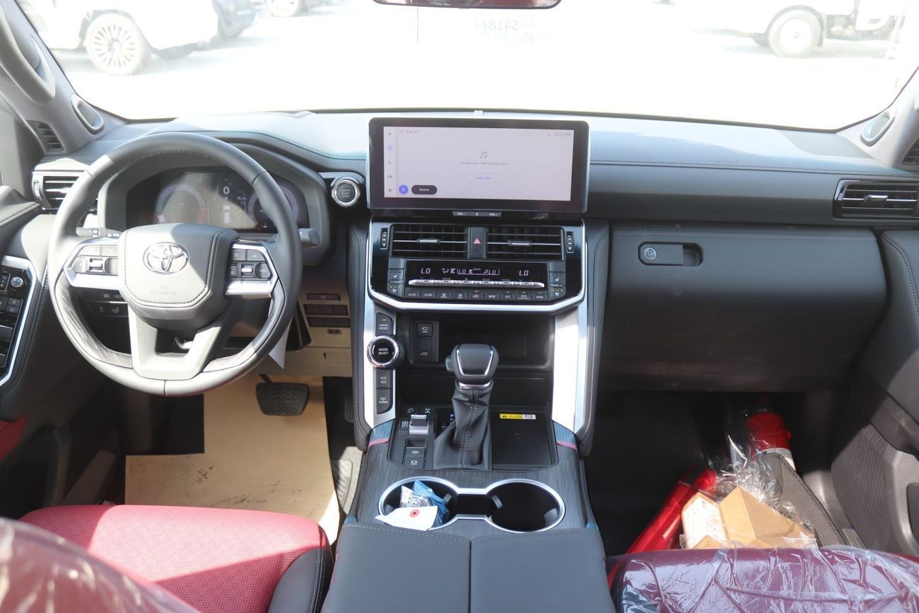 تويوتا لاند كروزر VXR 3.5L TWIN TURBO, ALLOY WHEELS, LEATHER SEAT, JBL SOUND SYSTEM, DIGITAL ODO METER,MODEL 2025