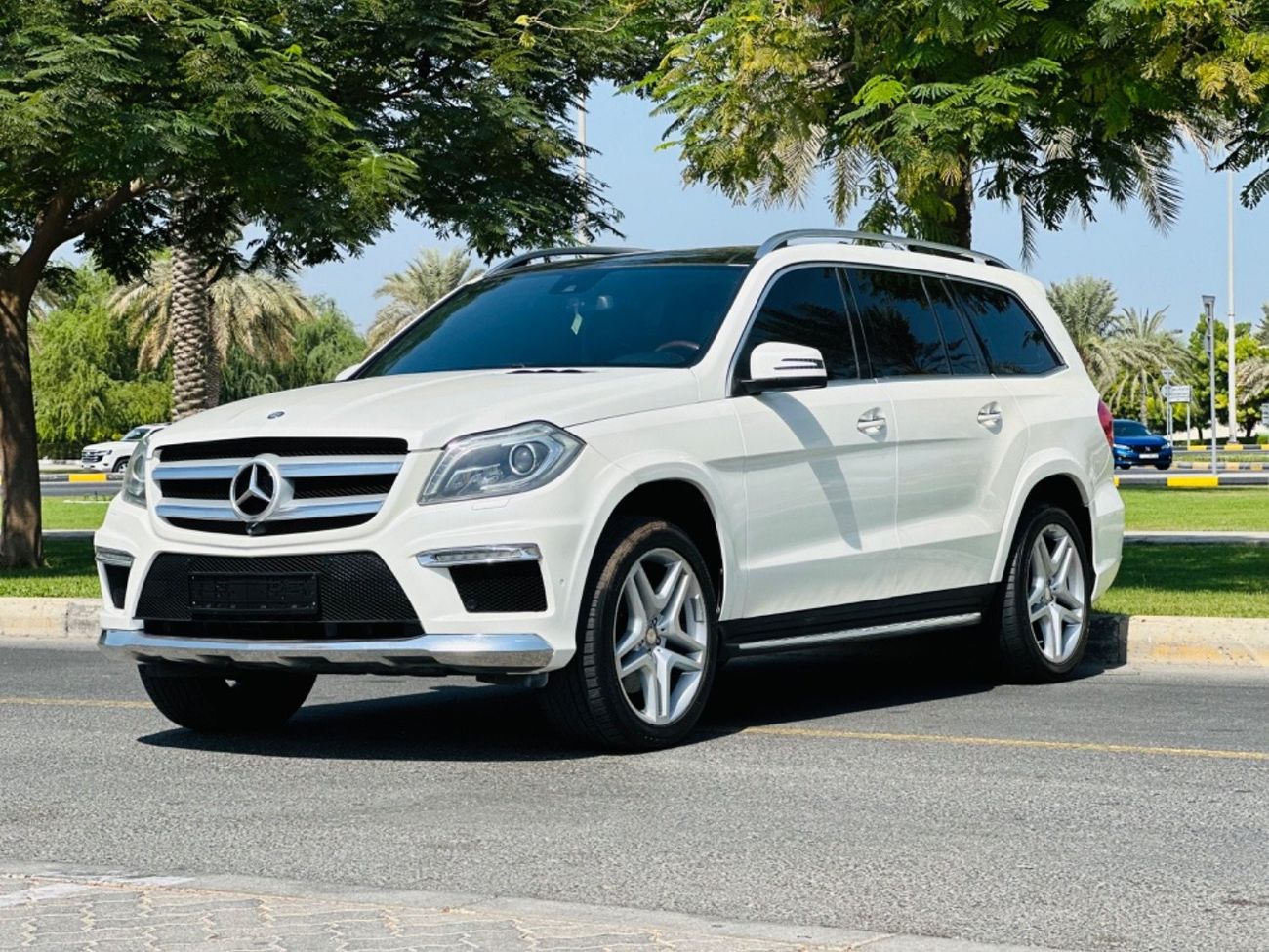Mercedes-Benz GL 500 Std MERCEDES GL500 AMG MODEL 2013 FULL OPTION