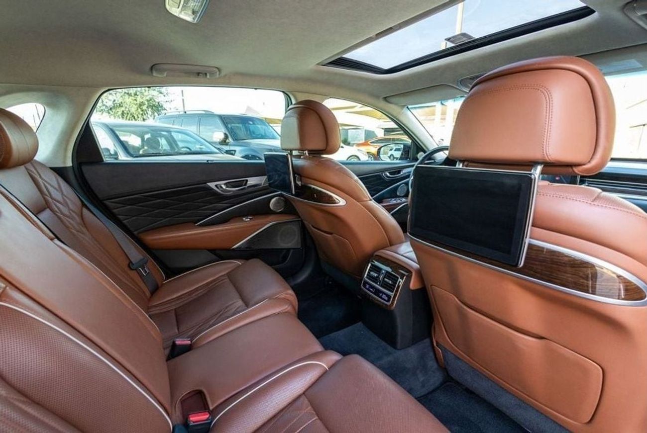 كيا K900 GDI 3.8L Kia K900 2020 GCC under Warranty with Flexible Down-Payment.