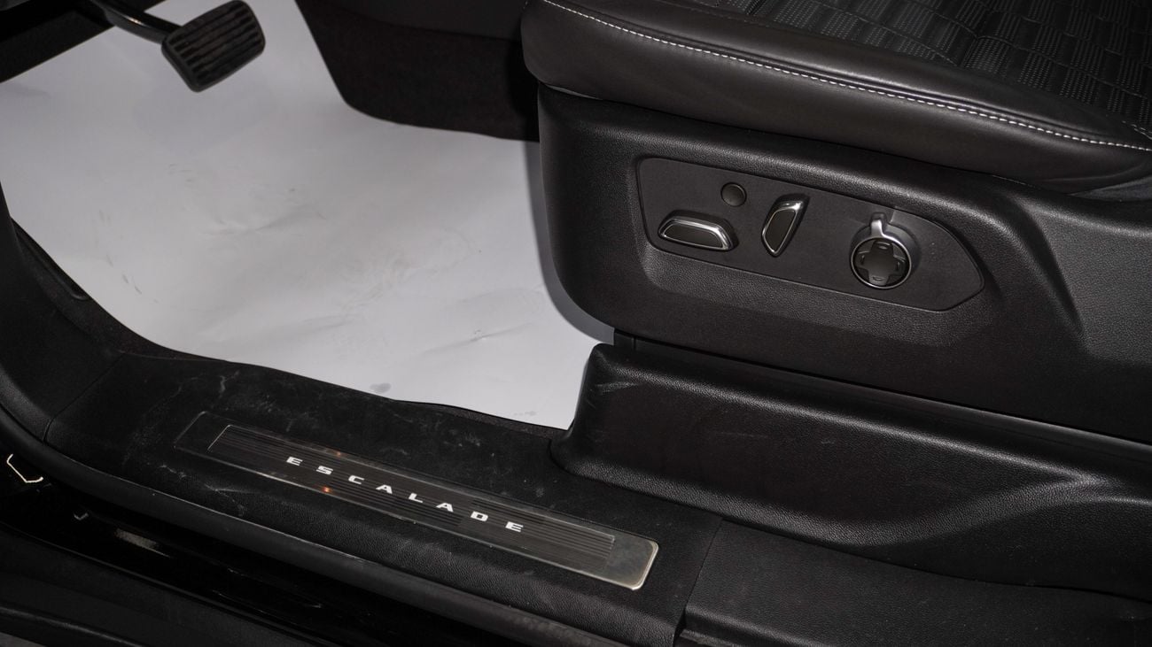 Cadillac Escalade 600