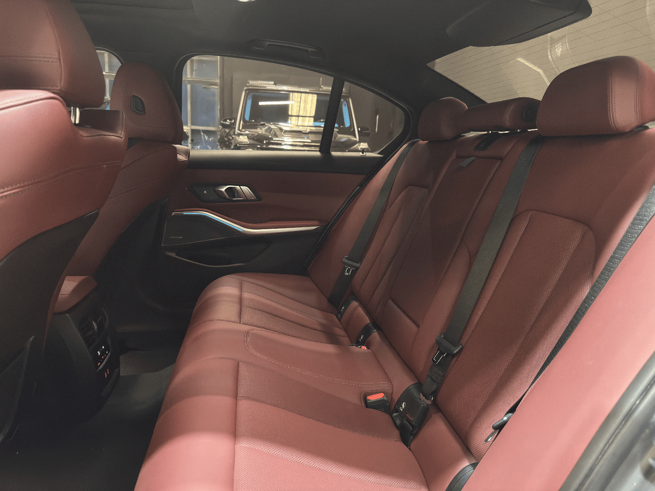 BMW 330i M SPORT