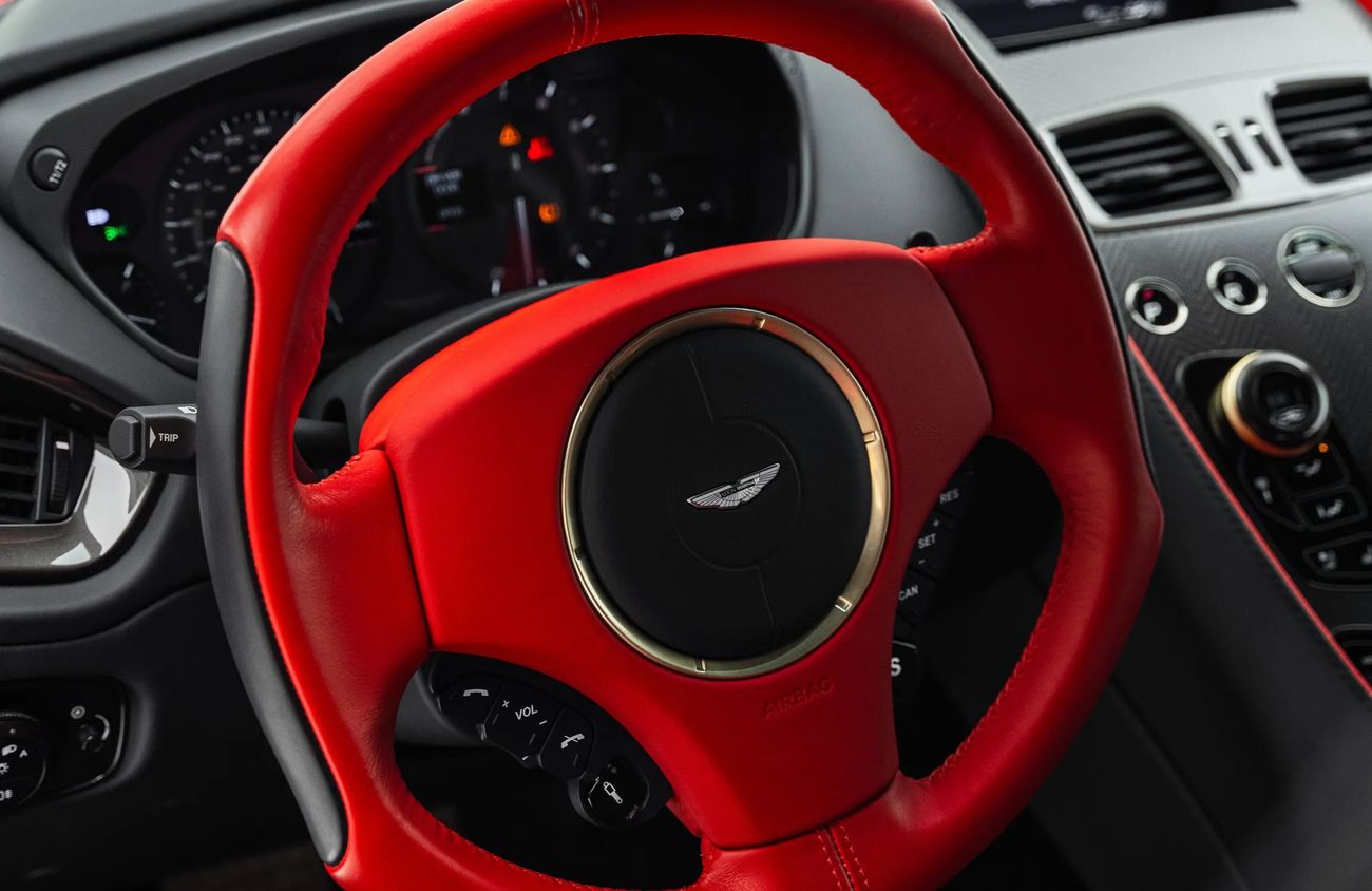 أستون مارتن فانكويش 6.0L V12 Naturally Aspirated Engine