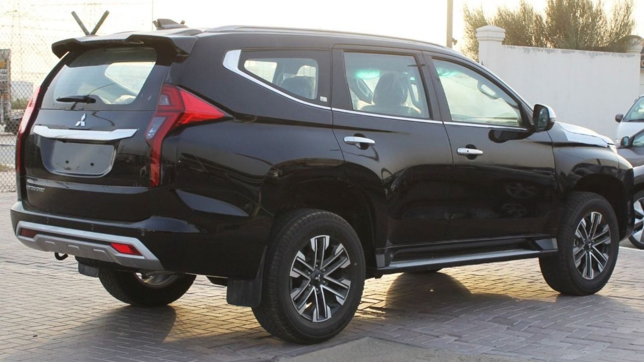 Mitsubishi Montero MITSUBISHI MONTERO 3.0L 4WD SPORT AT (Export Only)