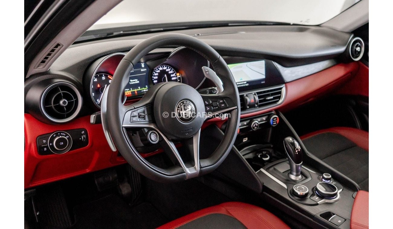 Alfa Romeo Giulia 2.0L Turbo Engine 2.0