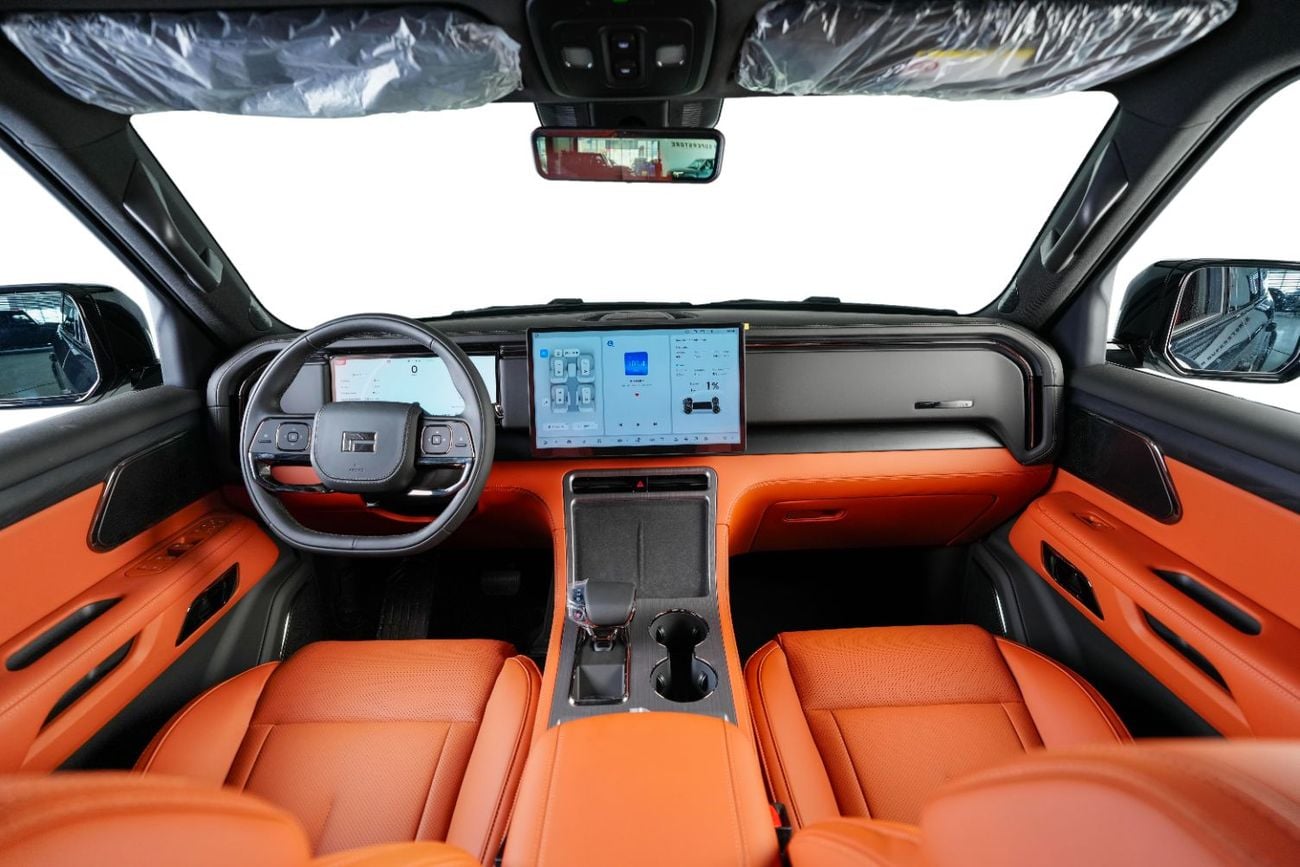 روكس 01 VIP 6 Seats-Premium Leather Interior-Luxury-5 Years Warranty &amp; Service Contract