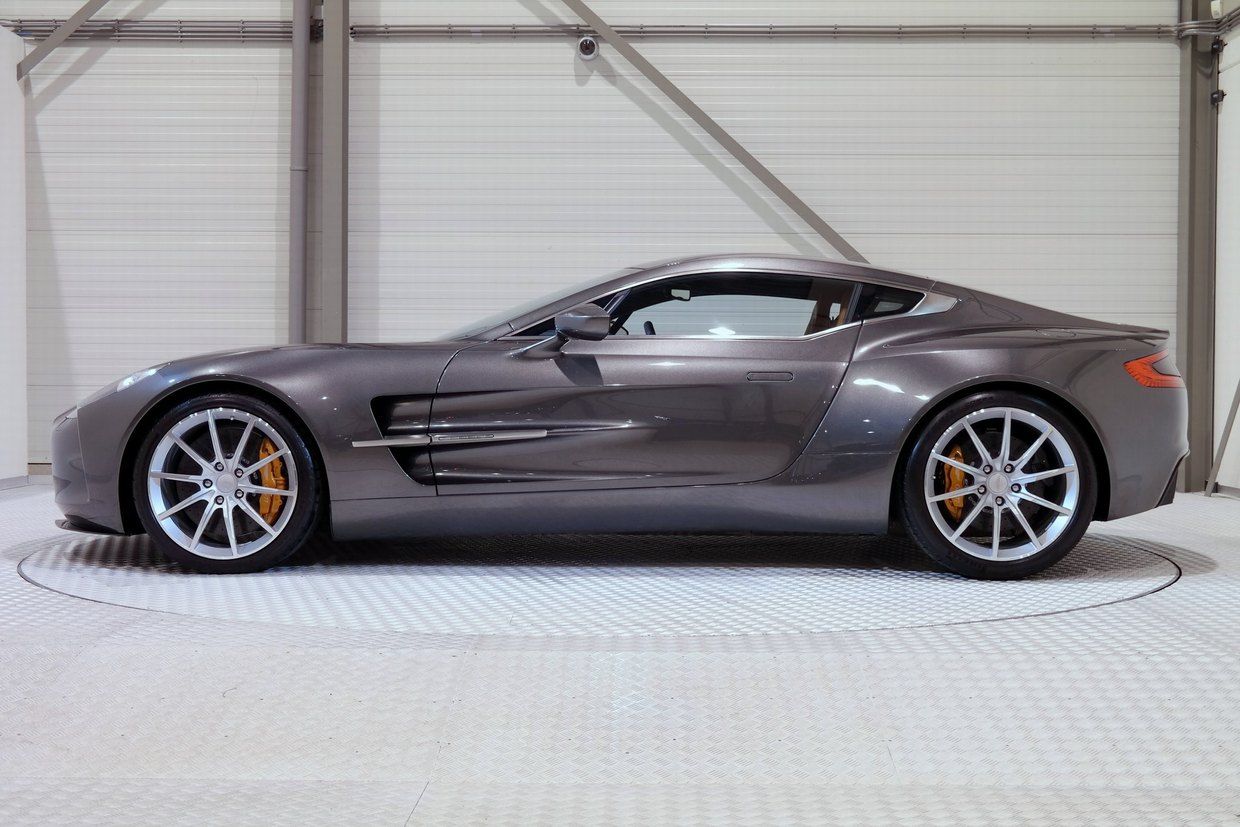 أستون مارتن وان 77 exterior - Side Profile