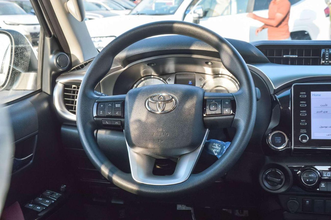 تويوتا هيلوكس TOYOTA HILUX 2.7L 4WD PETROL PICKUP 2025