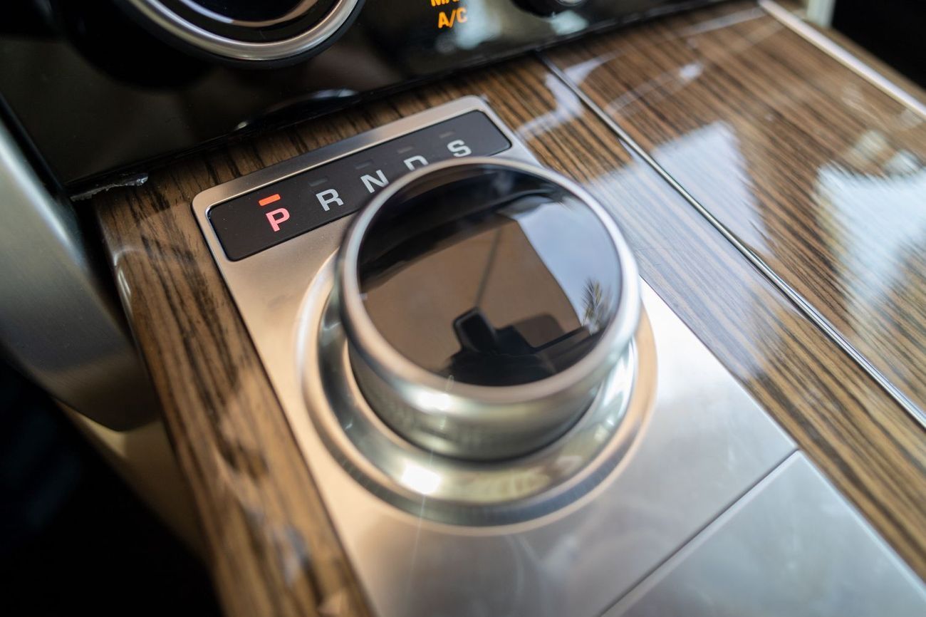 Land Rover Range Rover HSE 3.0L (380 HP)